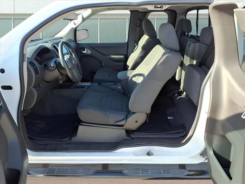 Used 2019 Nissan Frontier SV w/ Value Truck Package image 13