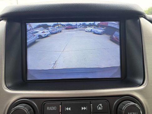 Used 2017 GMC Yukon XL Denali w/ Open Road Package AWD/4WD image 28