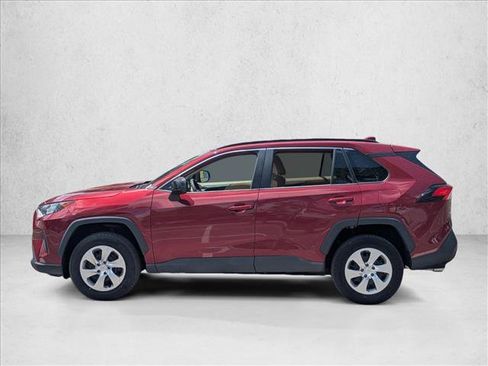 Used 2021 Toyota RAV4 LE FWD image 8