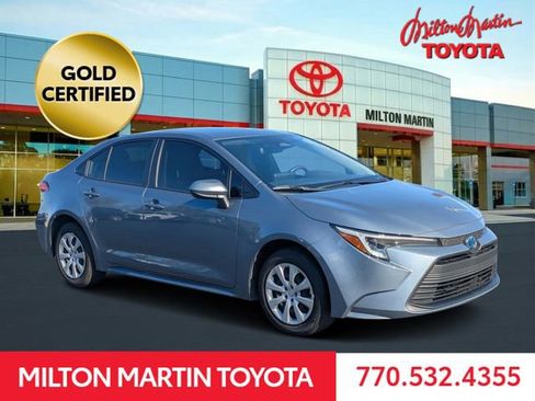 Certified 2024 Toyota Corolla LE image 1