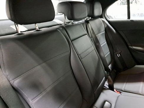 Used 2026 Mercedes-Benz C 300 Sedan image 12