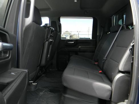 Used 2021 Chevrolet Silverado 2500 Custom w/ Custom Value Package AWD/4WD image 18