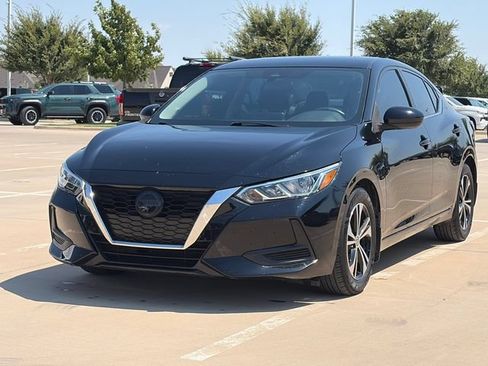 Used 2021 Nissan Sentra SV FWD image 3