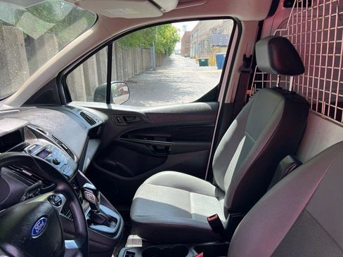 Used 2018 Ford Transit Connect XL FWD image 12