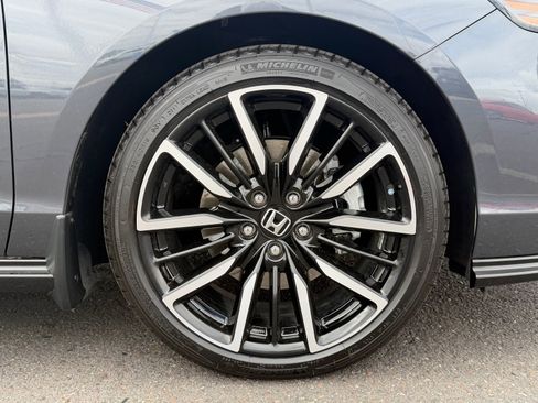 Certified 2025 Honda Accord Touring image 11