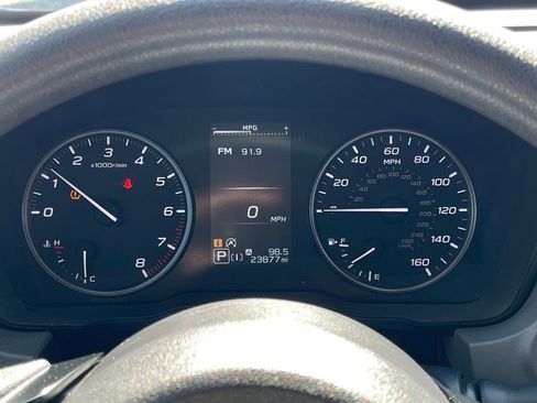 Used 2024 Subaru Crosstrek 2.0i Premium image 28