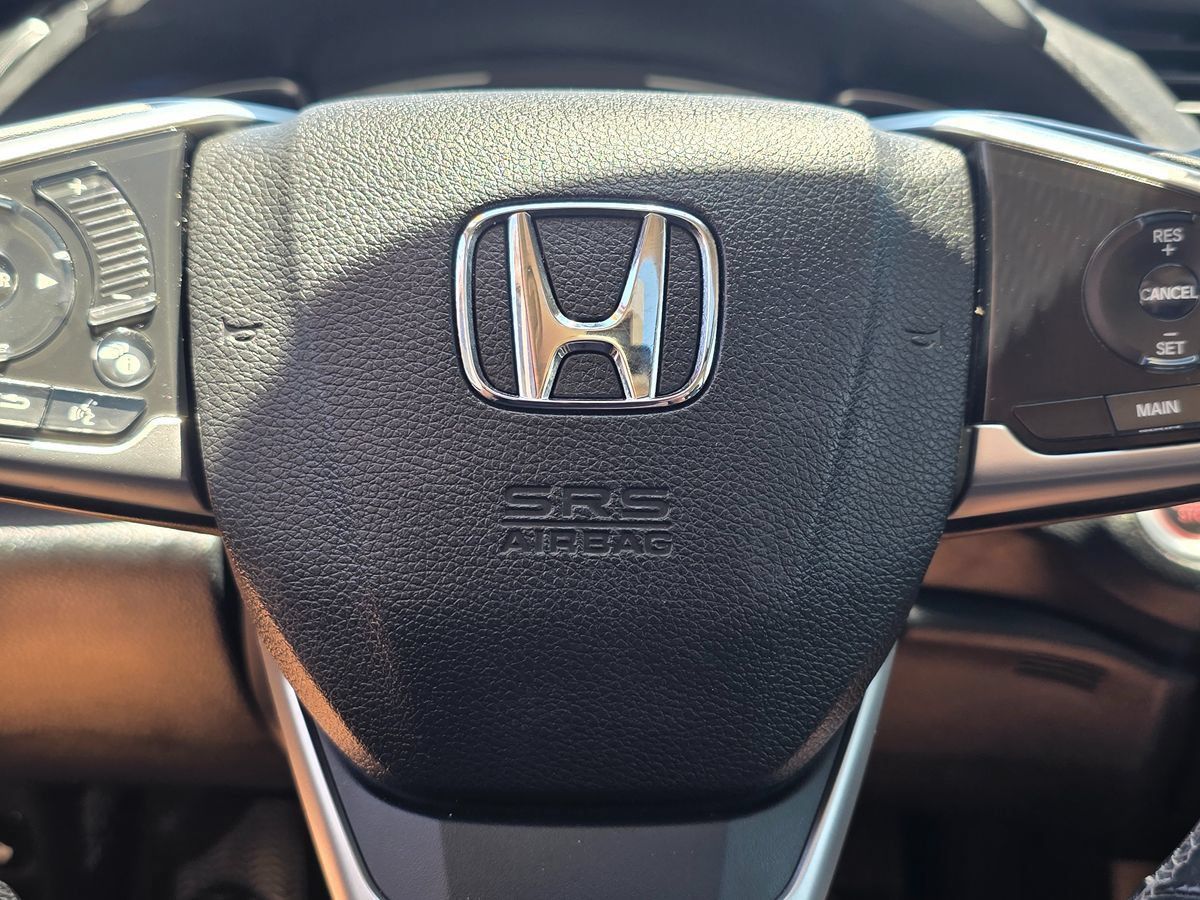 Used 2018 Honda Civic Touring image 31