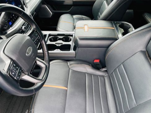 Used 2023 Ford F350 Platinum image 10