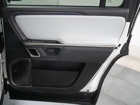 Used 2023 Rivian R1S Adventure AWD/4WD image 21