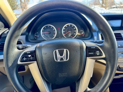 Used 2012 Honda Accord LX image 23