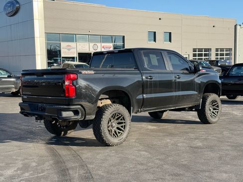 Used 2021 Chevrolet Silverado 1500 LT Trail Boss image 3