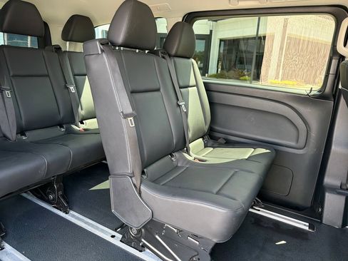 Used 2023 Mercedes-Benz Metris Passenger image 28