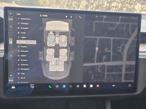 Used 2022 Tesla Model X image 48