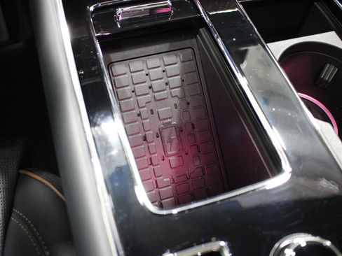 Used 2025 Lincoln Aviator Black Label AWD/4WD image 20