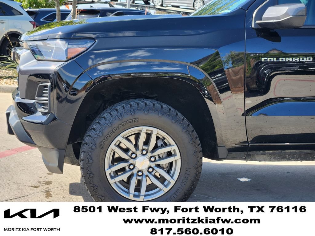 Used 2025 Chevrolet Colorado W/T w/ WT Convenience Package II RWD image 8