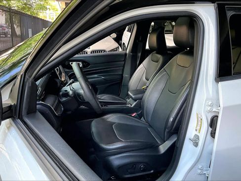 Used 2023 Jeep Compass High Altitude AWD/4WD image 7