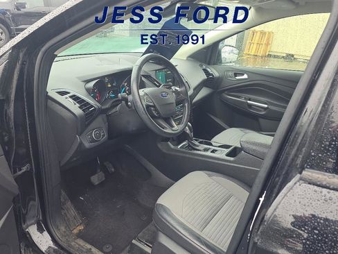 Certified 2019 Ford Escape Titanium image 9
