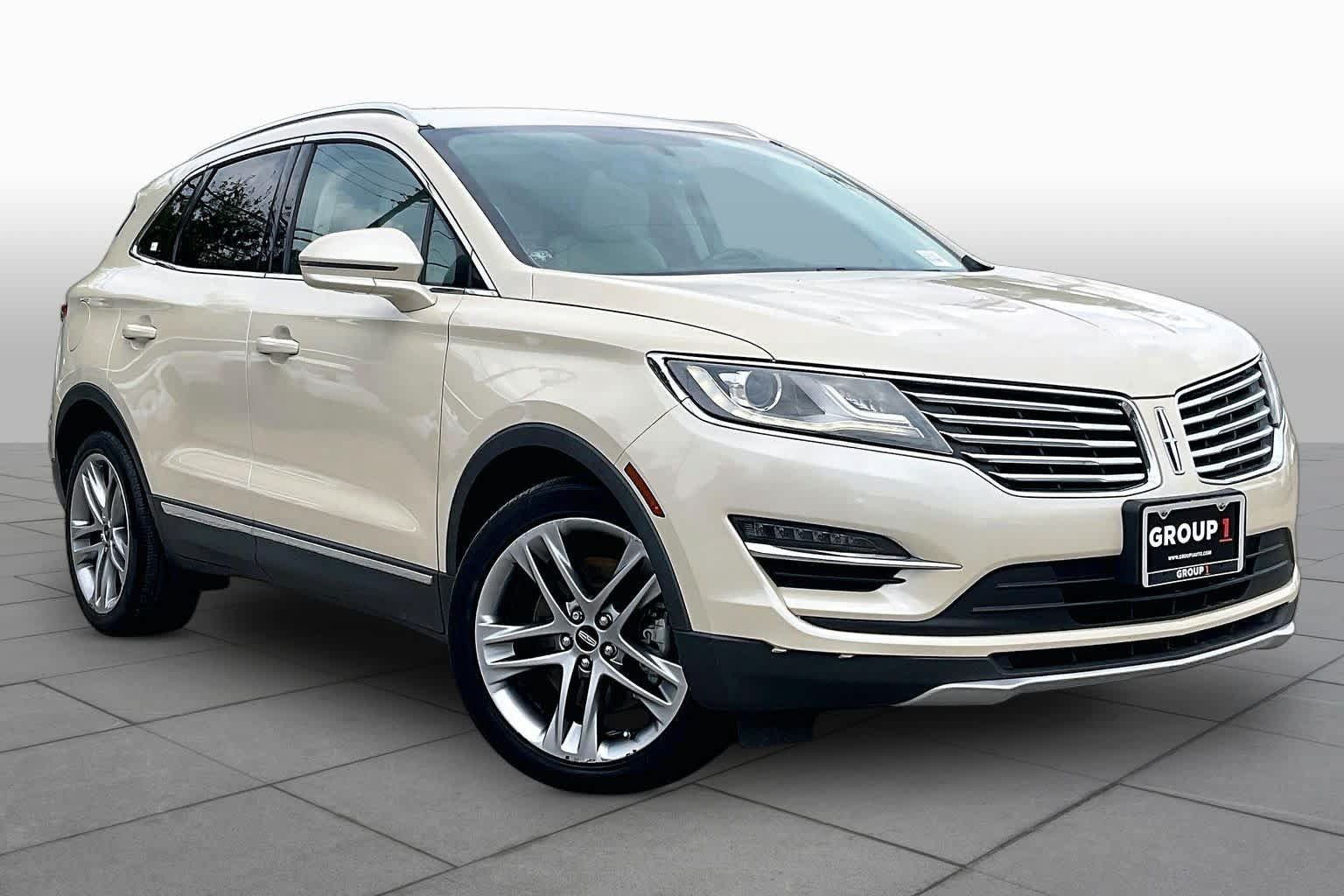 Used 2018 Lincoln MKC Reserve AWD/4WD image 3
