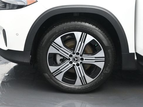 New 2024 Mercedes-Benz EQB 300 4MATIC image 31