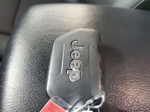 Used 2020 Jeep Wrangler Unlimited Sport image 27