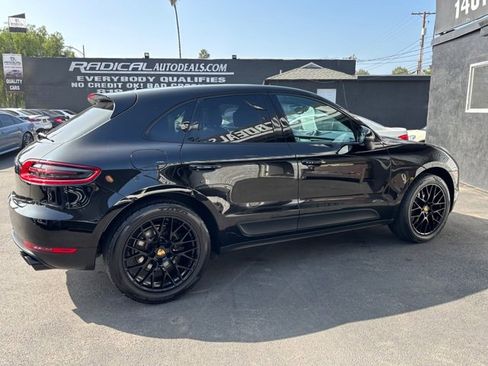 Used 2018 Porsche Macan Sport Edition image 24