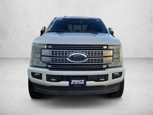 Used 2017 Ford F250 Platinum w/ FX4 Off-Road Package AWD/4WD image 2