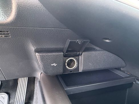 Used 2024 Toyota Camry SE FWD image 24