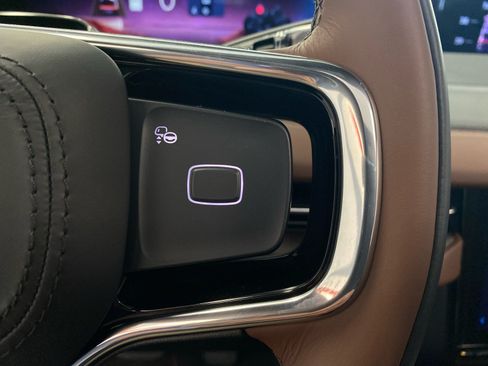 New 2026 Lincoln Navigator Reserve AWD/4WD image 24