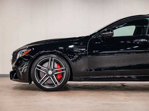 Used 2018 Mercedes-Benz E 63 AMG S image 22
