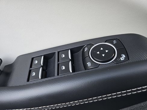 Used 2023 Ford Mustang Mach-E Premium image 26