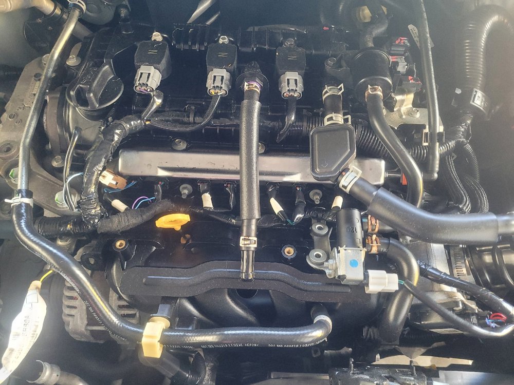 Used 2020 Nissan Versa SV w/ Trunk Package FWD image 30
