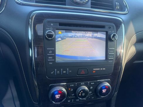 Used 2015 Buick Enclave Leather image 14