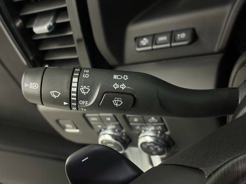 Used 2023 GMC Sierra 1500 AT4 w/ Technology Package image 24