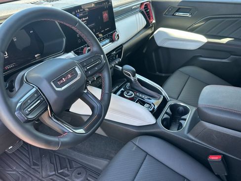 Used 2026 GMC Canyon AT4X w/ AT4X AEV Edition AWD/4WD image 11
