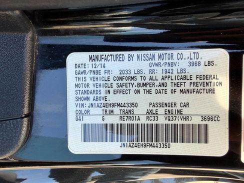Used 2015 Nissan 370Z Coupe RWD image 30