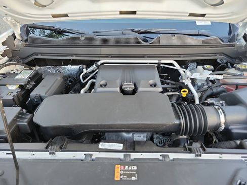 Used 2023 Chevrolet Colorado Trail Boss w/ Advanced Trailering Package image 28