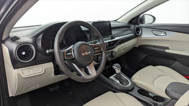 Used 2023 Kia Forte LXS w/ LXS Technology Package FWD image 24