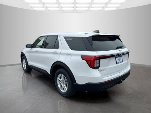 New 2026 Ford Explorer Active image 6