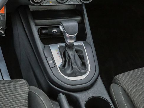 Used 2024 Kia Forte LXS w/ LXS Technology Package FWD image 25