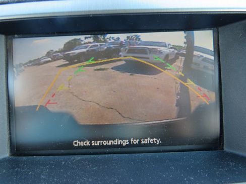 Used 2015 Nissan Armada SV image 27