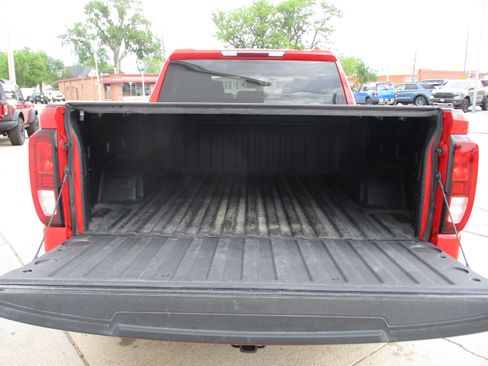 Used 2023 GMC Sierra 1500 SLE AWD/4WD image 20