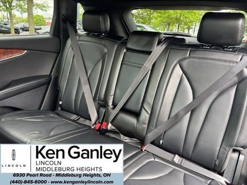Used 2020 Lincoln Nautilus Reserve FWD image 21