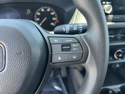Certified 2025 Honda HR-V LX image 26