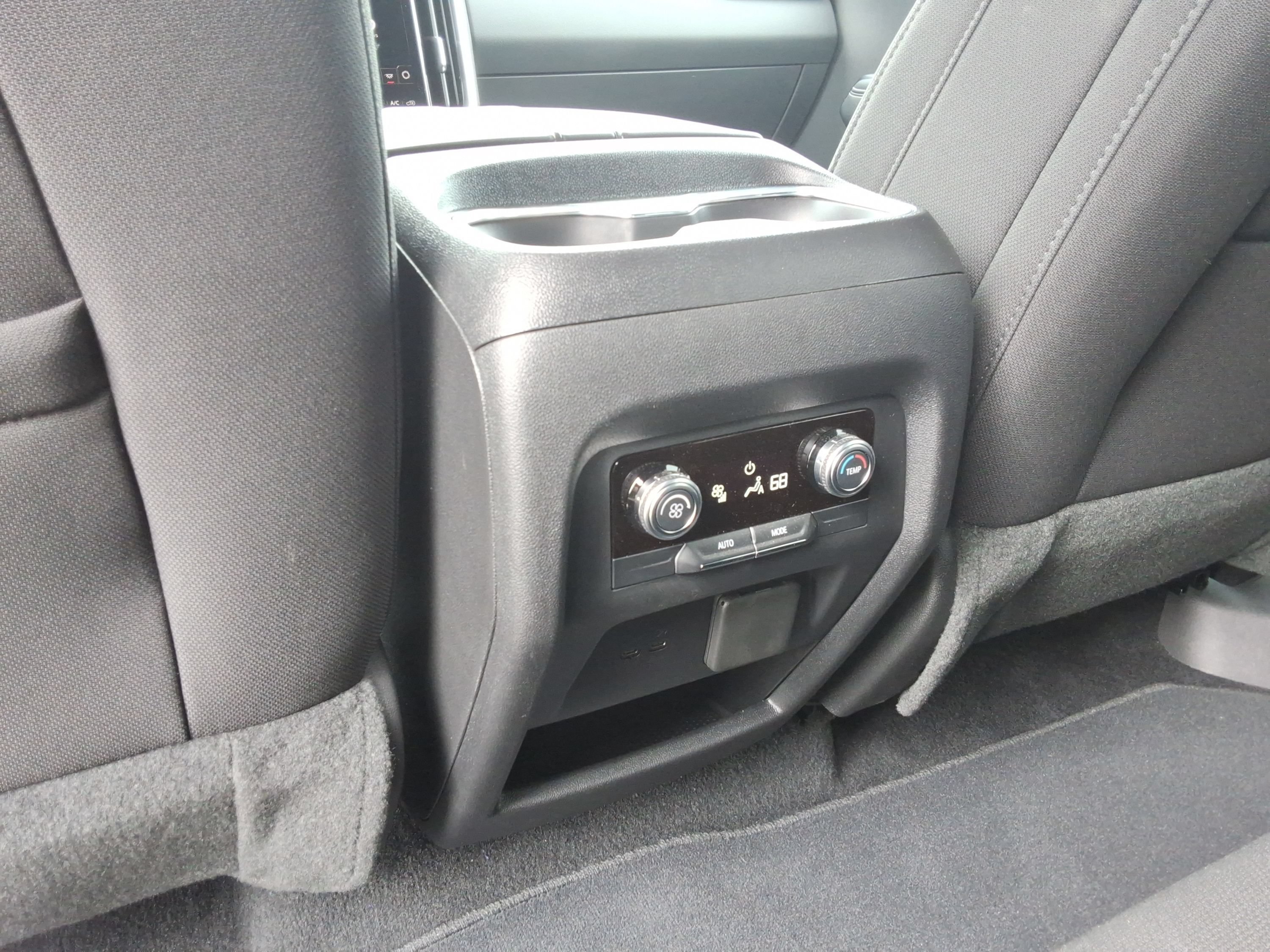 Used 2026 GMC Acadia Elevation FWD image 25