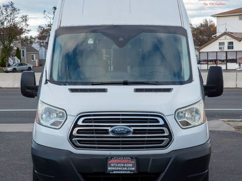 Used 2015 Ford Transit 350 XLT image 4