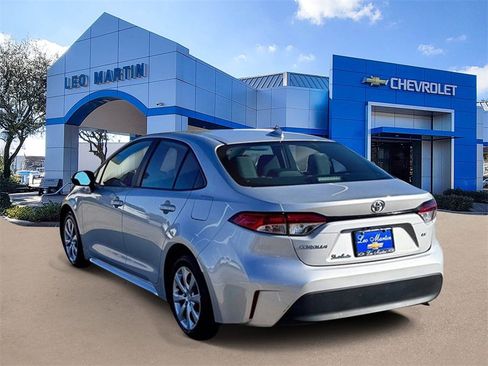 Used 2024 Toyota Corolla LE image 7