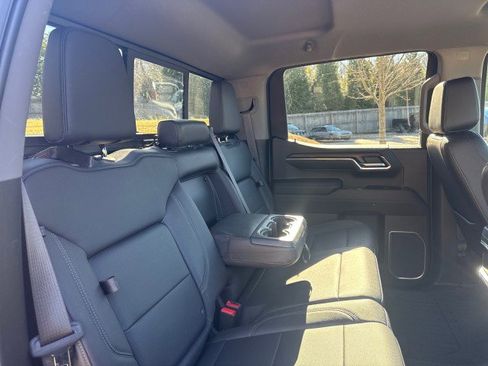 Used 2022 GMC Sierra 1500 SLT w/ SLT Premium Plus Package image 44