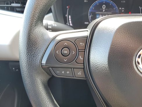 Used 2026 Toyota Corolla LE FWD image 28