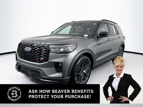 Used 2025 Ford Explorer ST image 1