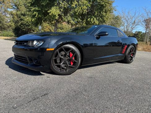 Used 2015 Chevrolet Camaro SS image 30